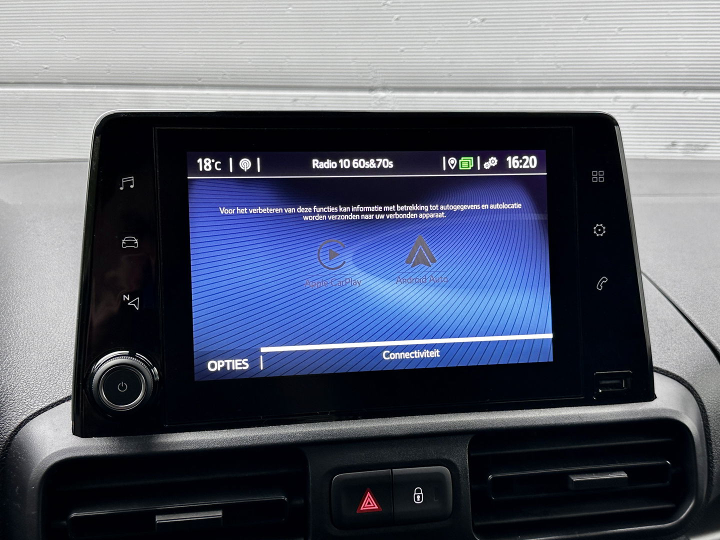 Toyota PROACE CITY 1.2 Turbo Live | Origineel Nederlandse Auto | Cruise Control | Apple Carplay | Android Auto | Stop- Startsysteem | DAB |