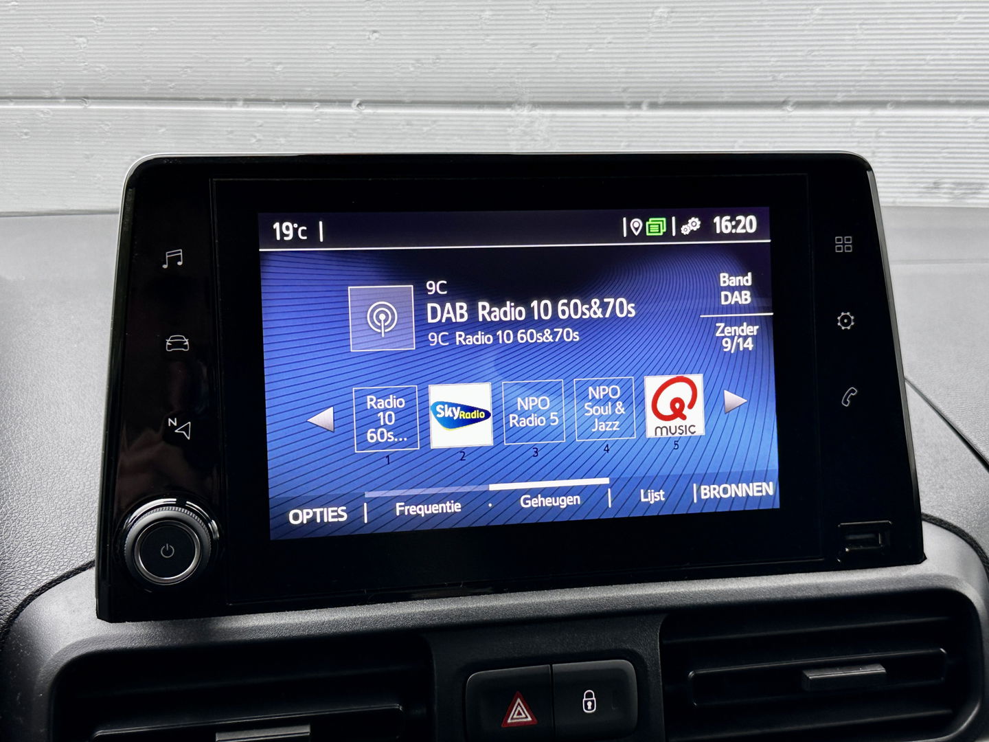 Toyota PROACE CITY 1.2 Turbo Live | Origineel Nederlandse Auto | Cruise Control | Apple Carplay | Android Auto | Stop- Startsysteem | DAB |
