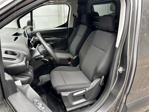 Toyota PROACE CITY 1.2 Turbo Live | Origineel Nederlandse Auto | Cruise Control | Apple Carplay | Android Auto | Stop- Startsysteem | DAB |