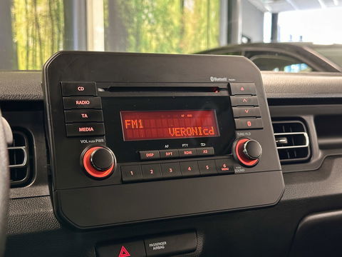 Suzuki Ignis 1.2 Smart Hybrid Comfort | Origineel Nederlands! | Parkeersensoren | Airconditioning | Bluetooth | Radio | Isofix | Centrale Deurvergrendeling