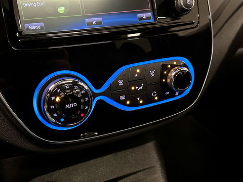 Renault Captur 1.3 TCe Intens | Panoramadak | Parkeersensoren | Cruise Control | Achteruitrijcamera | Bluetooth | Isofix | Airconditioning