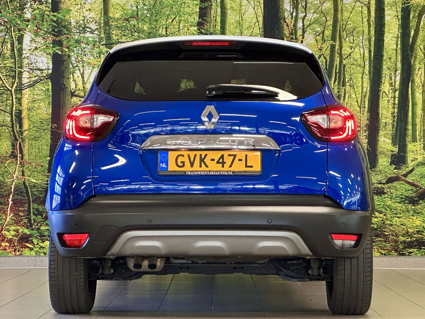 Renault Captur 1.3 TCe Intens | Panoramadak | Parkeersensoren | Cruise Control | Achteruitrijcamera | Bluetooth | Isofix | Airconditioning