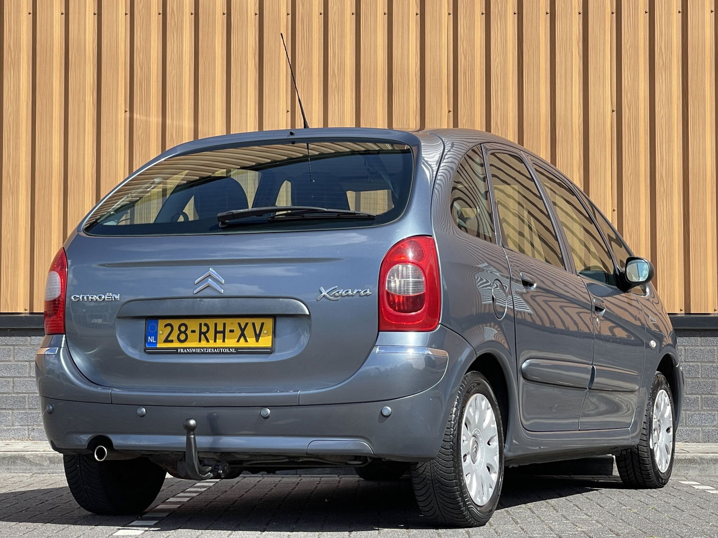 Citroën Xsara Picasso 1.8i-16V Image | Trekhaak | Cruise Control | Radio/CD-speler | Elektrische Ramen Voor |