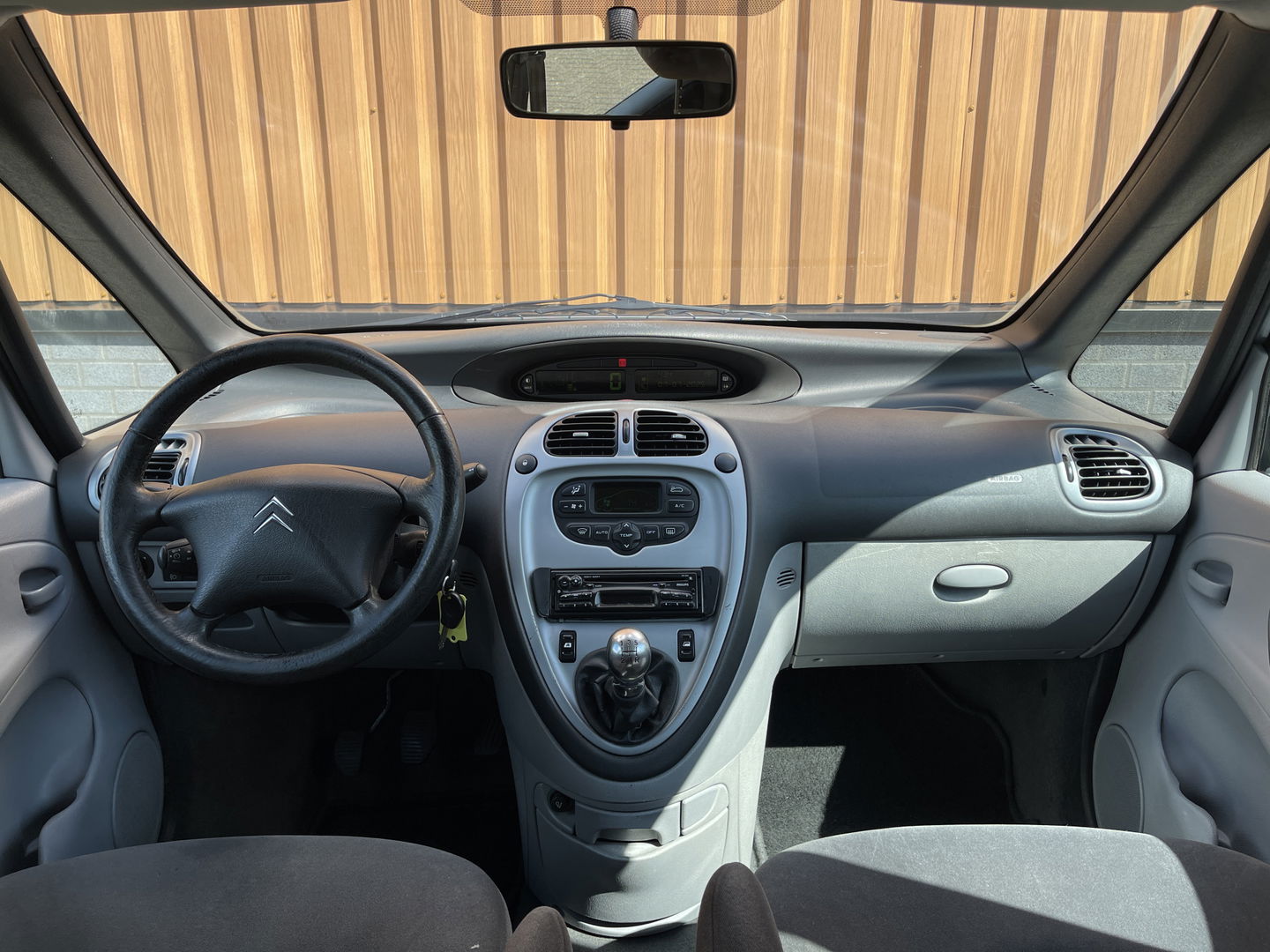 Citroën Xsara Picasso 1.8i-16V Image | Trekhaak | Cruise Control | Radio/CD-speler | Elektrische Ramen Voor |