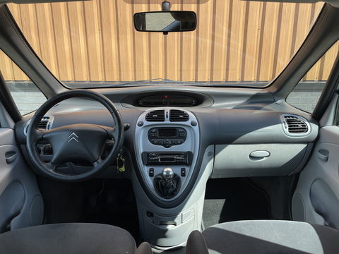 Citroën Xsara Picasso 1.8i-16V Image | Trekhaak | Cruise Control | Radio/CD-speler | Elektrische Ramen Voor |