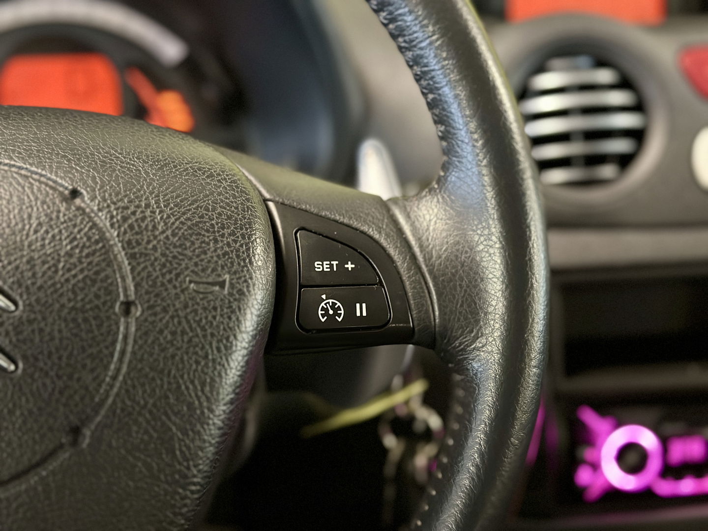 Citroën C2 1.6i-16V VTR | Automaat! | Origineel Nederlands | Cruise Control | Bluetooth | Airconditioning | Trekhaak |