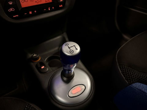 Citroën C2 1.6i-16V VTR | Automaat! | Origineel Nederlands | Cruise Control | Bluetooth | Airconditioning | Trekhaak |