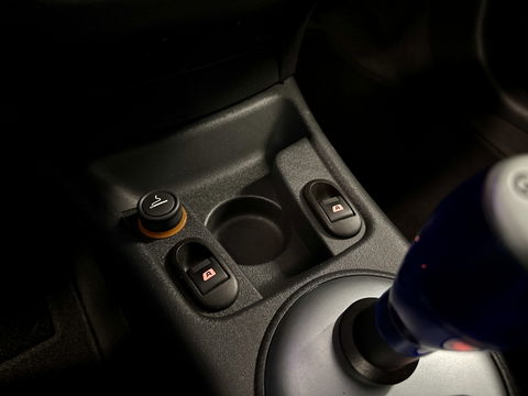 Citroën C2 1.6i-16V VTR | Automaat! | Origineel Nederlands | Cruise Control | Bluetooth | Airconditioning | Trekhaak |