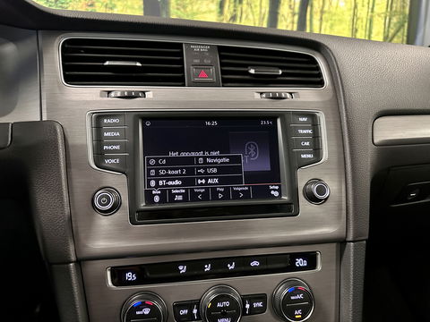 Volkswagen Golf 1.6 TDI Comfortline | Origineel Nederlands! | Cruise Control | Parkeersensoren | Bluetooth | Airconditioning | DAB | Navigatie | Centrale Deurvergrendeling