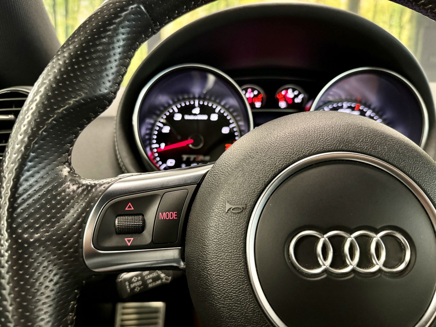 Audi TT 2.5 T TT RS Plus Pro Line | 360 PK! | RS Seats | 20" Licht Metaal | BOSE | Cruise Control | Rijmodus Regeling | Climate Control | Navigatie |