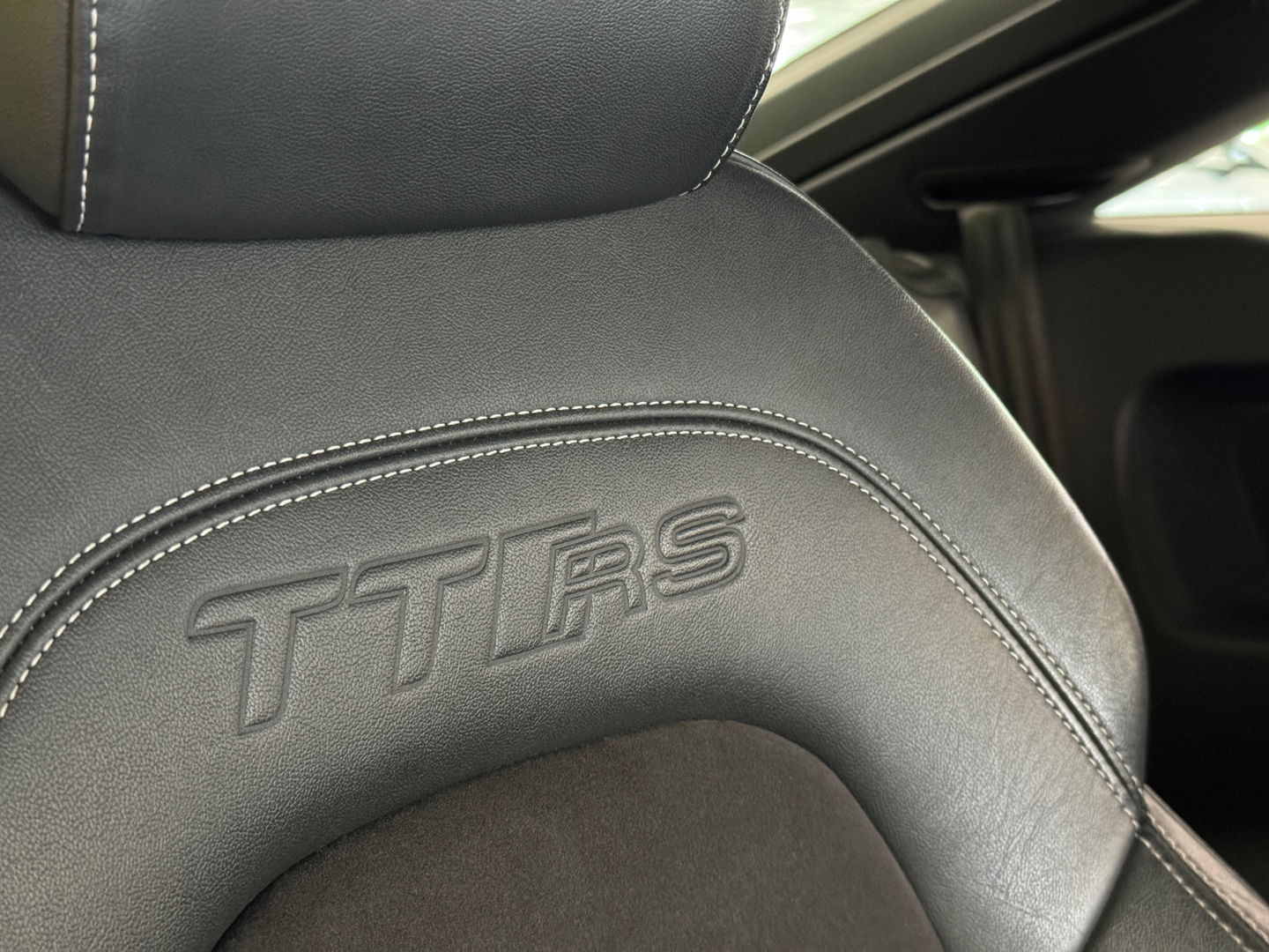 Audi TT 2.5 T TT RS Plus Pro Line | 360 PK! | RS Seats | 20" Licht Metaal | BOSE | Cruise Control | Rijmodus Regeling | Climate Control | Navigatie |
