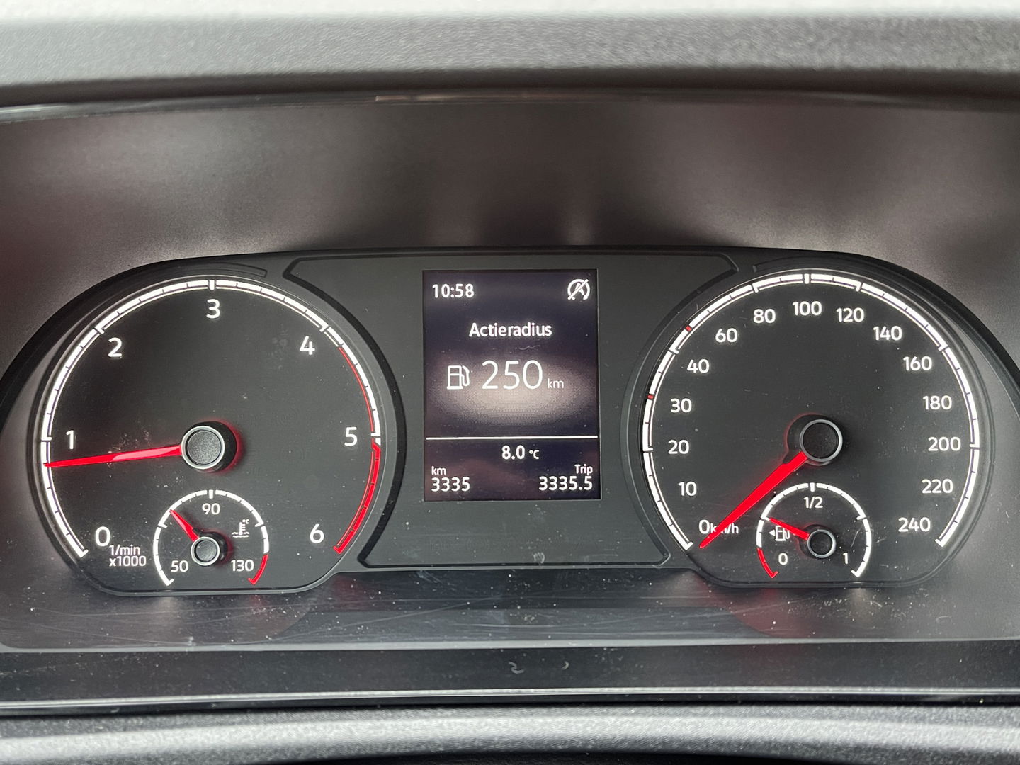Volkswagen Caddy Cargo 2.0 TDI Comfort | Eibach Verlaagd | Apple Carplay | Cruise Control |Parkeersensoren Achter | Bluetooth | Stop&GO | Trekhaak | 19'' Lichtmetaal |