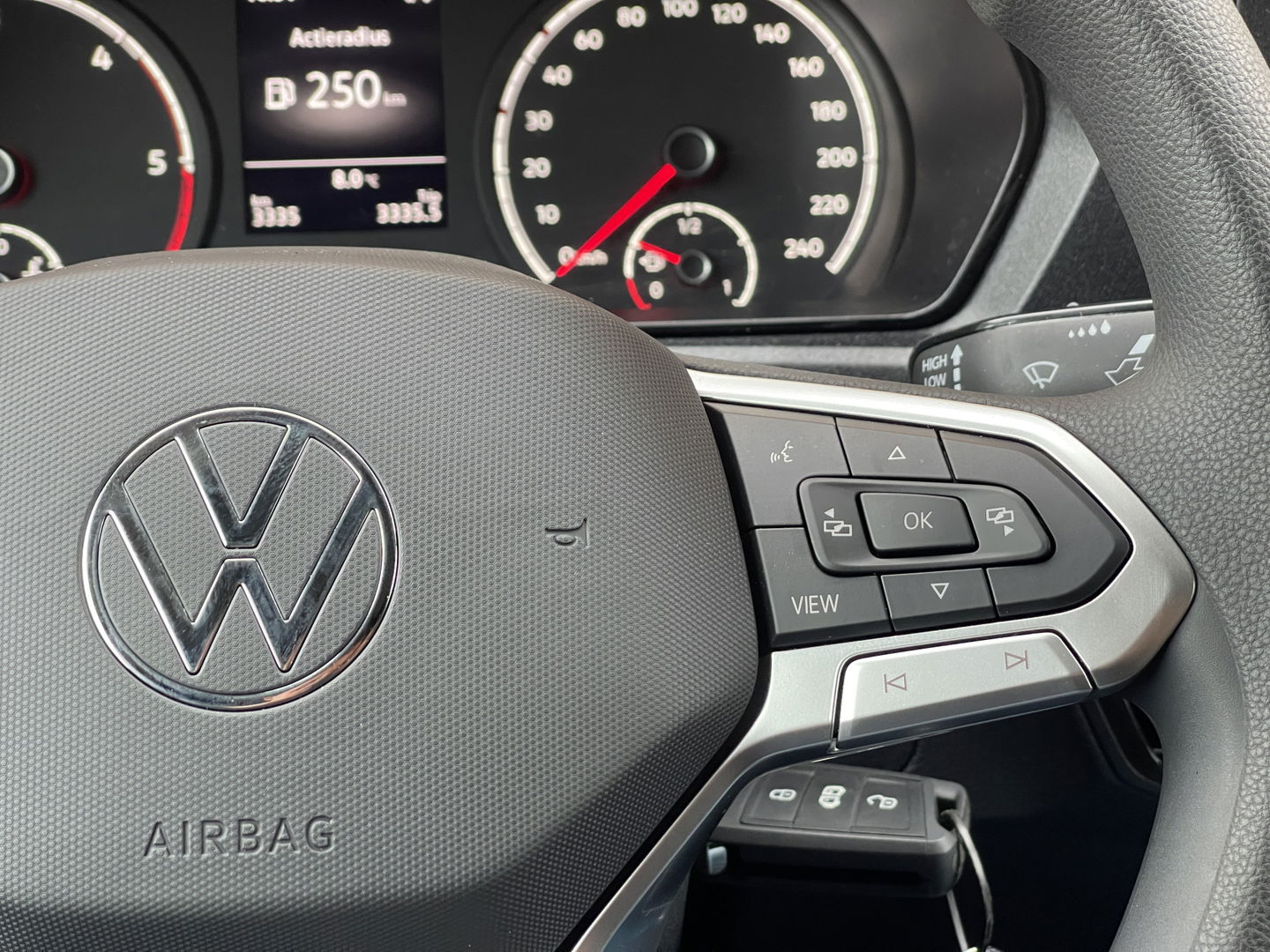 Volkswagen Caddy Cargo 2.0 TDI Comfort | Eibach Verlaagd | Apple Carplay | Cruise Control |Parkeersensoren Achter | Bluetooth | Stop&GO | Trekhaak | 19'' Lichtmetaal |