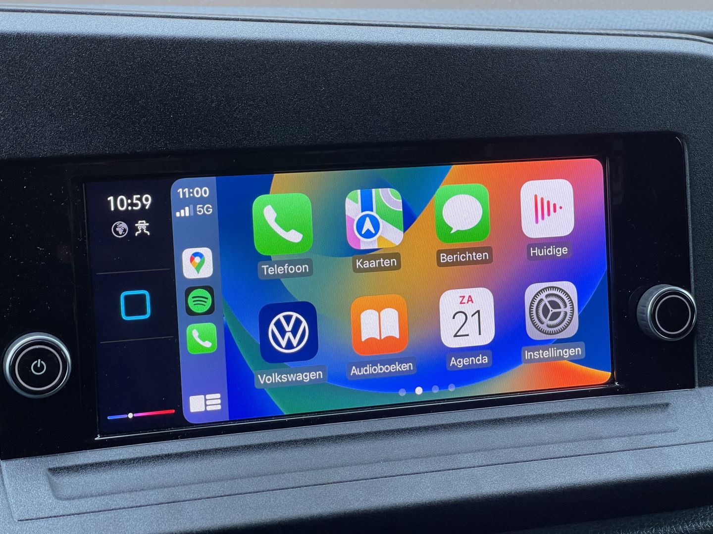 Volkswagen Caddy Cargo 2.0 TDI Comfort | Eibach Verlaagd | Apple Carplay | Cruise Control |Parkeersensoren Achter | Bluetooth | Stop&GO | Trekhaak | 19'' Lichtmetaal |