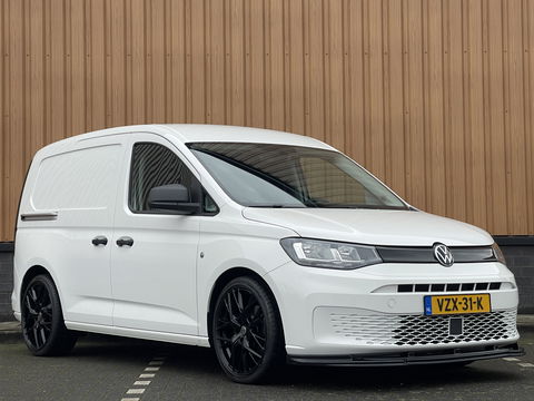 Volkswagen Caddy Cargo 2.0 TDI Comfort | Eibach Verlaagd | Apple Carplay | Cruise Control |Parkeersensoren Achter | Bluetooth | Stop&GO | Trekhaak | 19'' Lichtmetaal |