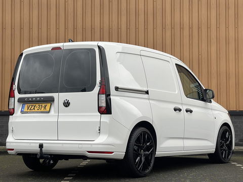 Volkswagen Caddy Cargo 2.0 TDI Comfort | Eibach Verlaagd | Apple Carplay | Cruise Control |Parkeersensoren Achter | Bluetooth | Stop&GO | Trekhaak | 19'' Lichtmetaal |