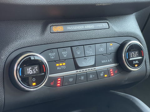 Ford Focus 1.0 EcoBoost Active Titanium X Business | Cruise Control | Achteruitrijcamera | Keyless Go/Entry | Parkeersensoren | Apple Carplay/Android Auto | DAB | Stuurverwarming | Stoelverwarming |
