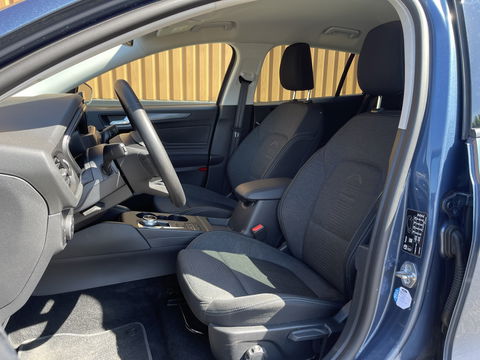 Ford Focus 1.0 EcoBoost Active Titanium X Business | Cruise Control | Achteruitrijcamera | Keyless Go/Entry | Parkeersensoren | Apple Carplay/Android Auto | DAB | Stuurverwarming | Stoelverwarming |