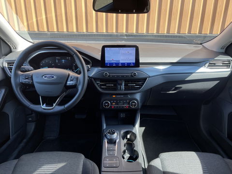 Ford Focus 1.0 EcoBoost Active Titanium X Business | Cruise Control | Achteruitrijcamera | Keyless Go/Entry | Parkeersensoren | Apple Carplay/Android Auto | DAB | Stuurverwarming | Stoelverwarming |