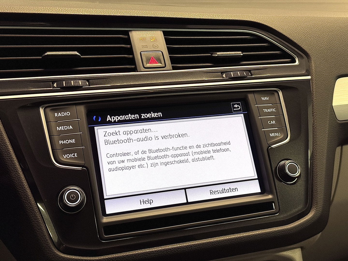 Volkswagen Tiguan 1.4 TSI ACT Comfortline Business | Adaptive Cruise Control | Parkeersensoren | Elektrische Achterklep | Lane Assist | DAB | Bluetooth | Stop&Go |