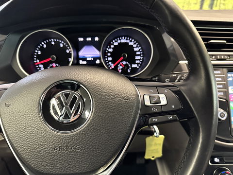 Volkswagen Tiguan 1.4 TSI ACT Comfortline Business | Adaptive Cruise Control | Parkeersensoren | Elektrische Achterklep | Lane Assist | DAB | Bluetooth | Stop&Go |