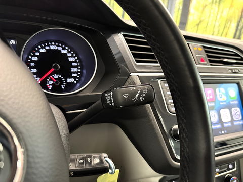 Volkswagen Tiguan 1.4 TSI ACT Comfortline Business | Adaptive Cruise Control | Parkeersensoren | Elektrische Achterklep | Lane Assist | DAB | Bluetooth | Stop&Go |