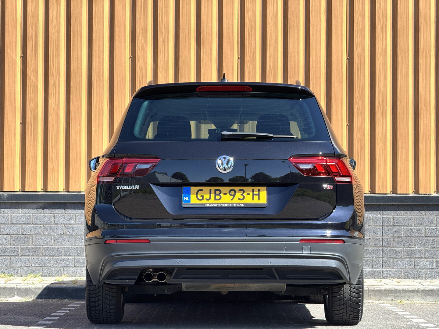 Volkswagen Tiguan 1.4 TSI ACT Comfortline Business | Adaptive Cruise Control | Parkeersensoren | Elektrische Achterklep | Lane Assist | DAB | Bluetooth | Stop&Go |