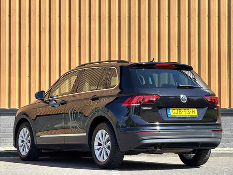 Volkswagen Tiguan 1.4 TSI ACT Comfortline Business | Adaptive Cruise Control | Parkeersensoren | Elektrische Achterklep | Lane Assist | DAB | Bluetooth | Stop&Go |