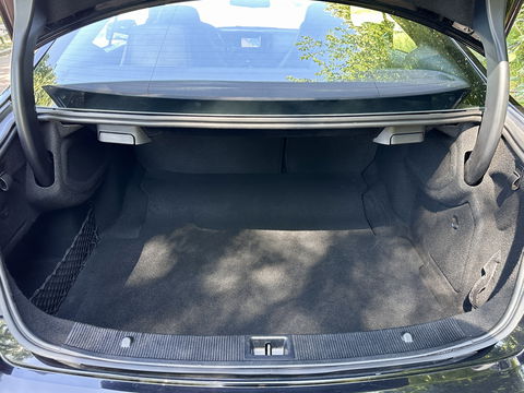Mercedes-Benz E-Klasse Coupé 250 CGI Elegance | Parkeersensoren | Cruise Control | Stoelverwarming | 18" Lichtmetaal | Afn. Trekhaak | Elektrische Stoelen | Navigatie | Airconditioning |