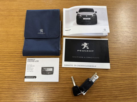 Peugeot Partner 120 1.6 HDi 75 L1 XR | 1e Eigenaar | 3 Persoons | Airconditioning | Parrot | Trekhaak | Elektrische Ramen | Elektrische Spiegels | USB | AUX |