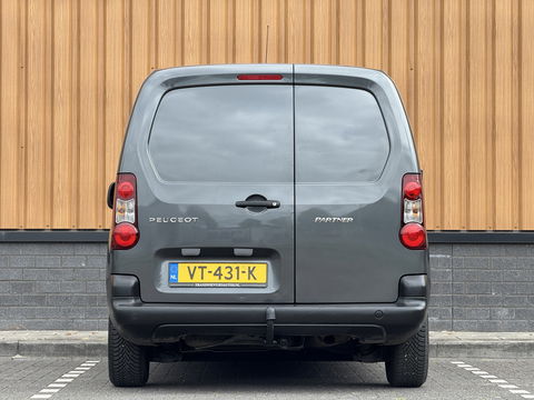 Peugeot Partner 120 1.6 HDi 75 L1 XR | 1e Eigenaar | 3 Persoons | Airconditioning | Parrot | Trekhaak | Elektrische Ramen | Elektrische Spiegels | USB | AUX |