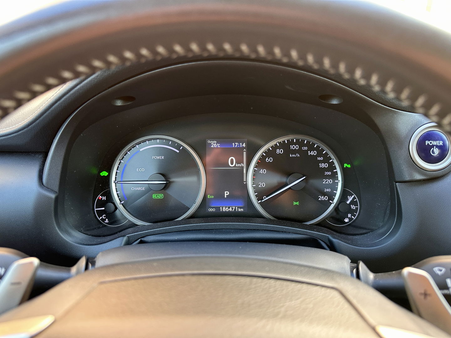 Lexus NX 300h AWD Luxury Line | Schuif/Kanteldak | Cruise Control | Achteruitrijcamera | Keyless Go/Entry | Apple Carplay/Android Auto | Parkeersensoren | DAB | Bluetooth | Stoelverwarming |