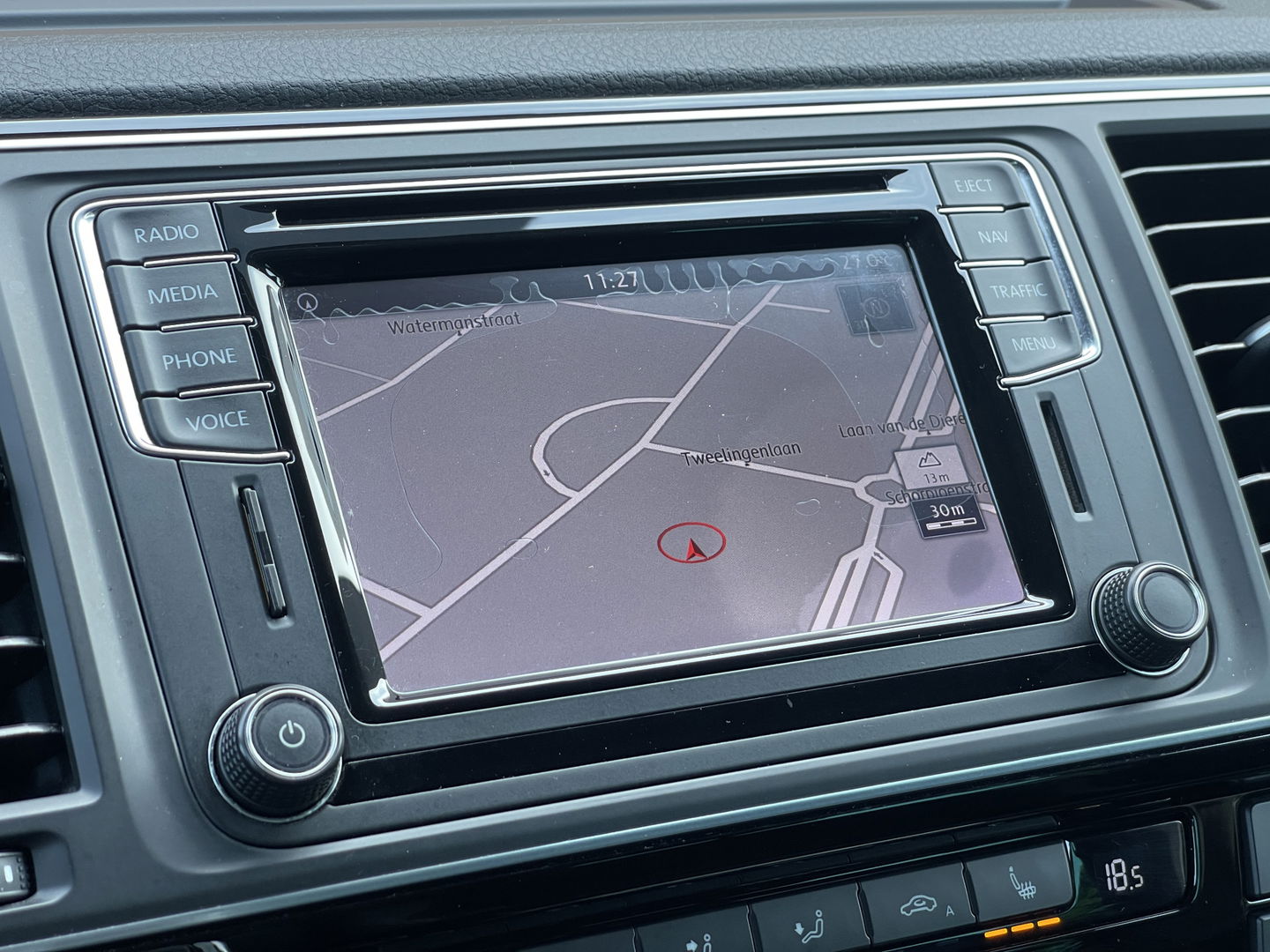 Volkswagen Transporter Multivan 2.0 TDI L1H1 4Motion Highline | 7 Persoons | Elektrische Schuifdeuren | Achteruitrijcamera | Adaptieve Cruise Control | Dodehoek Detector | Dynaudio | Apple Carplay/Android Auto | Stoelverwarming |