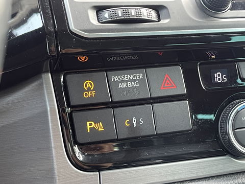 Volkswagen Transporter Multivan 2.0 TDI L1H1 4Motion Highline | 7 Persoons | Elektrische Schuifdeuren | Achteruitrijcamera | Adaptieve Cruise Control | Dodehoek Detector | Dynaudio | Apple Carplay/Android Auto | Stoelverwarming |