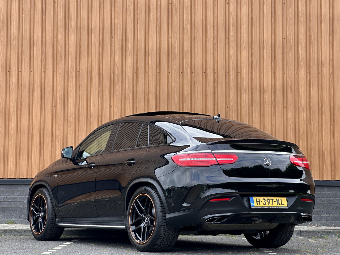 Mercedes-Benz GLE Coupé AMG 43 4MATIC | 360° Camera | Schuif/Kanteldak | Elektrisch Wegklapbare Trekhaak | Adaptieve Cruise Control | Memory & Masage Voorstoelen | Harman Kardon | Stoel- Verwarming & Verkoeling |