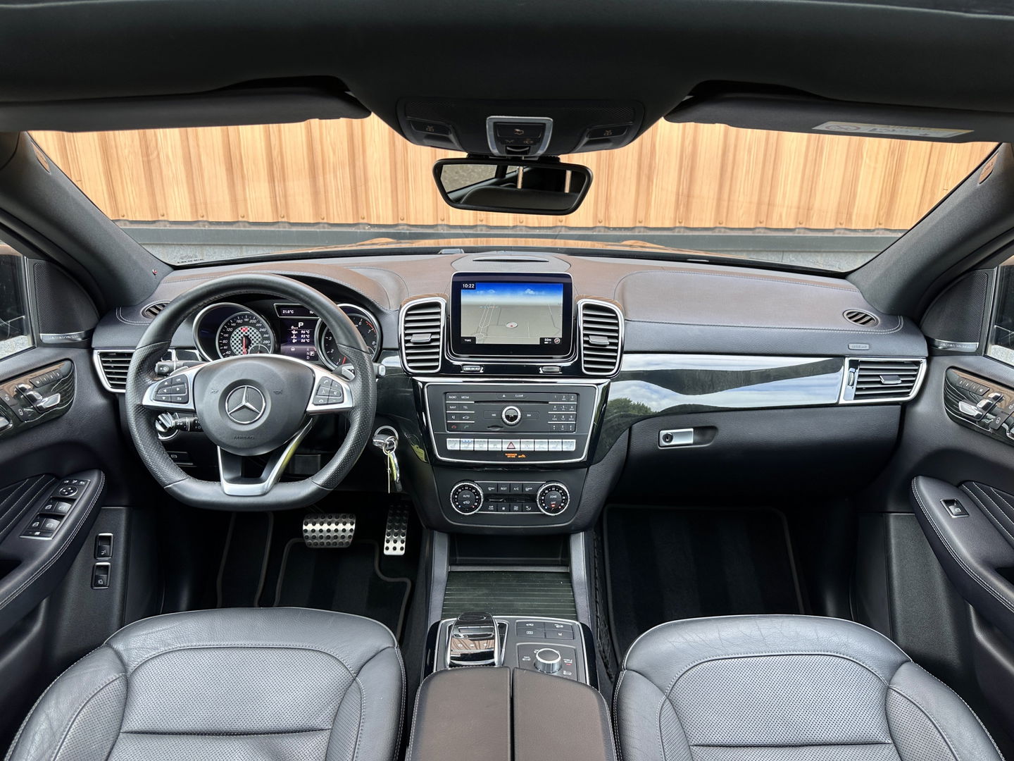 Mercedes-Benz GLE Coupé AMG 43 4MATIC | 360° Camera | Schuif/Kanteldak | Elektrisch Wegklapbare Trekhaak | Adaptieve Cruise Control | Memory & Masage Voorstoelen | Harman Kardon | Stoel- Verwarming & Verkoeling |