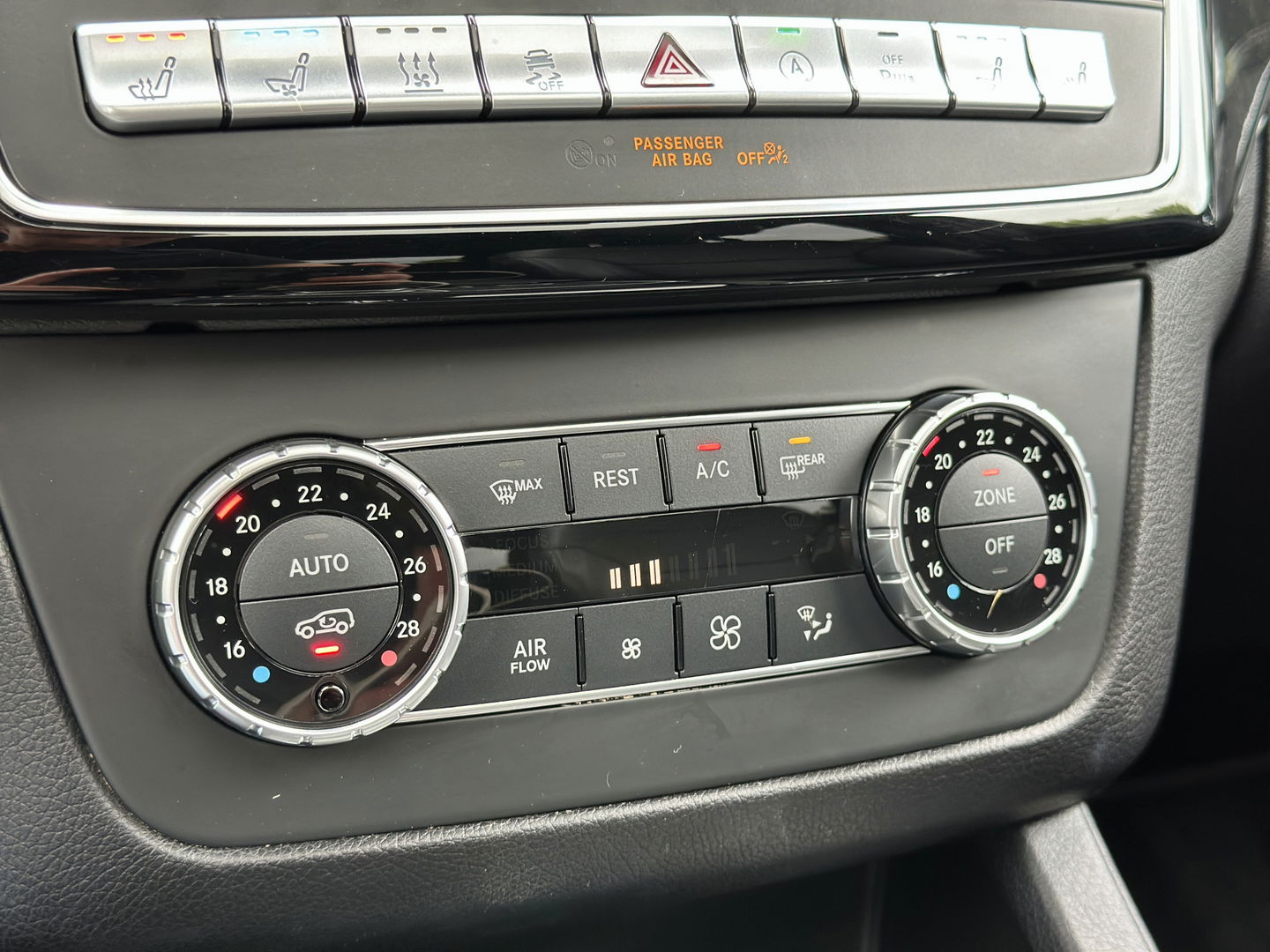 Mercedes-Benz GLE Coupé AMG 43 4MATIC | 360° Camera | Schuif/Kanteldak | Elektrisch Wegklapbare Trekhaak | Adaptieve Cruise Control | Memory & Masage Voorstoelen | Harman Kardon | Stoel- Verwarming & Verkoeling |