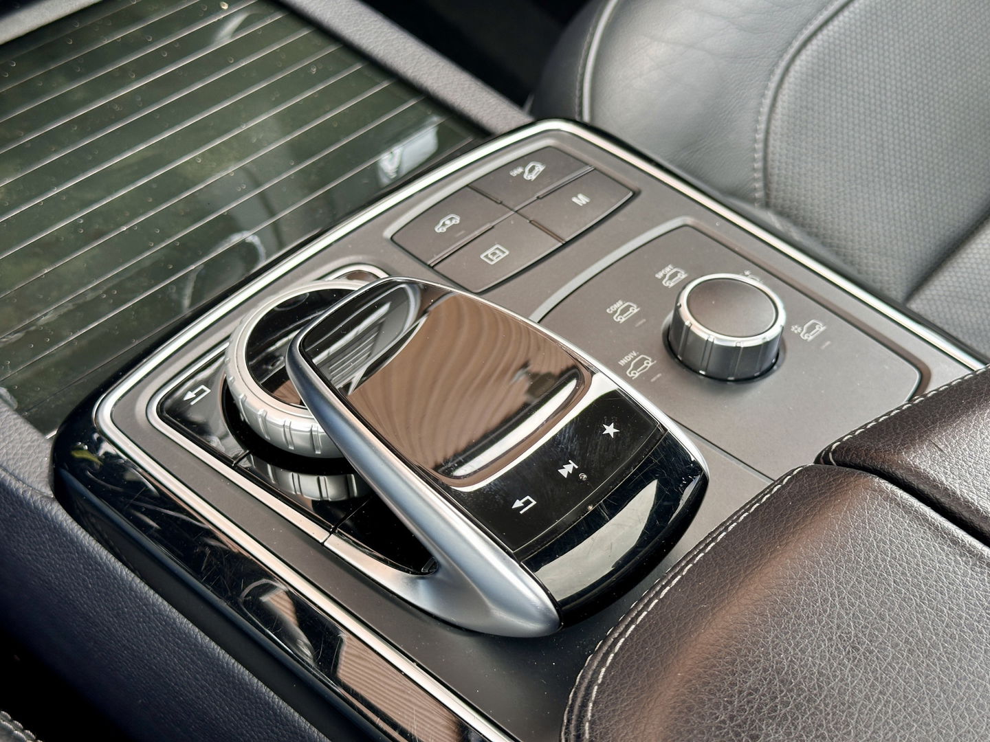 Mercedes-Benz GLE Coupé AMG 43 4MATIC | 360° Camera | Schuif/Kanteldak | Elektrisch Wegklapbare Trekhaak | Adaptieve Cruise Control | Memory & Masage Voorstoelen | Harman Kardon | Stoel- Verwarming & Verkoeling |