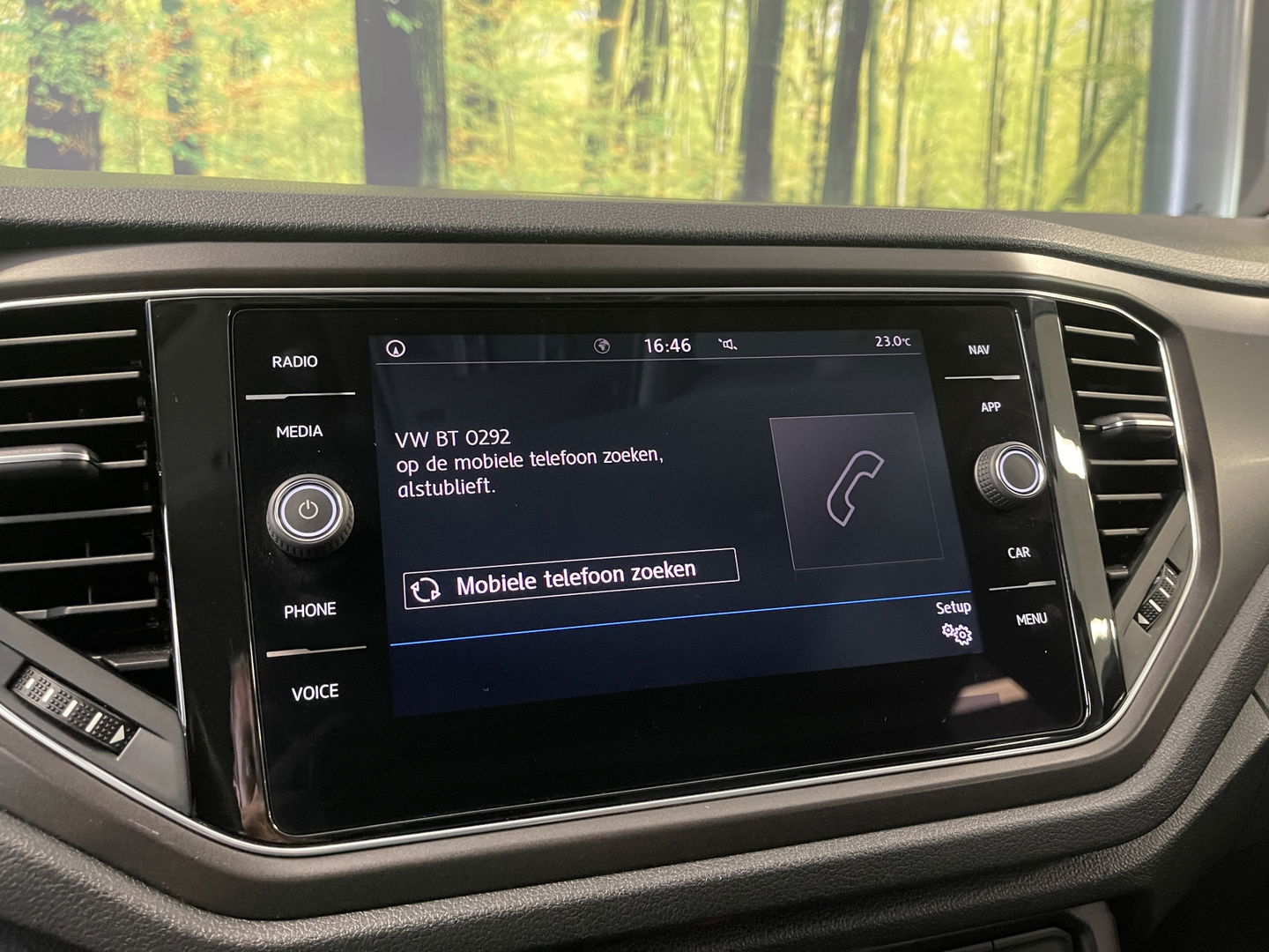 Volkswagen T-Roc 1.0 TSI Style | Trekhaak | Adaptieve Cruise Control | Parkeersensoren | Apple Carplay/Android Auto | Lane Assist | Navigatie | DAB | Airconditioning |