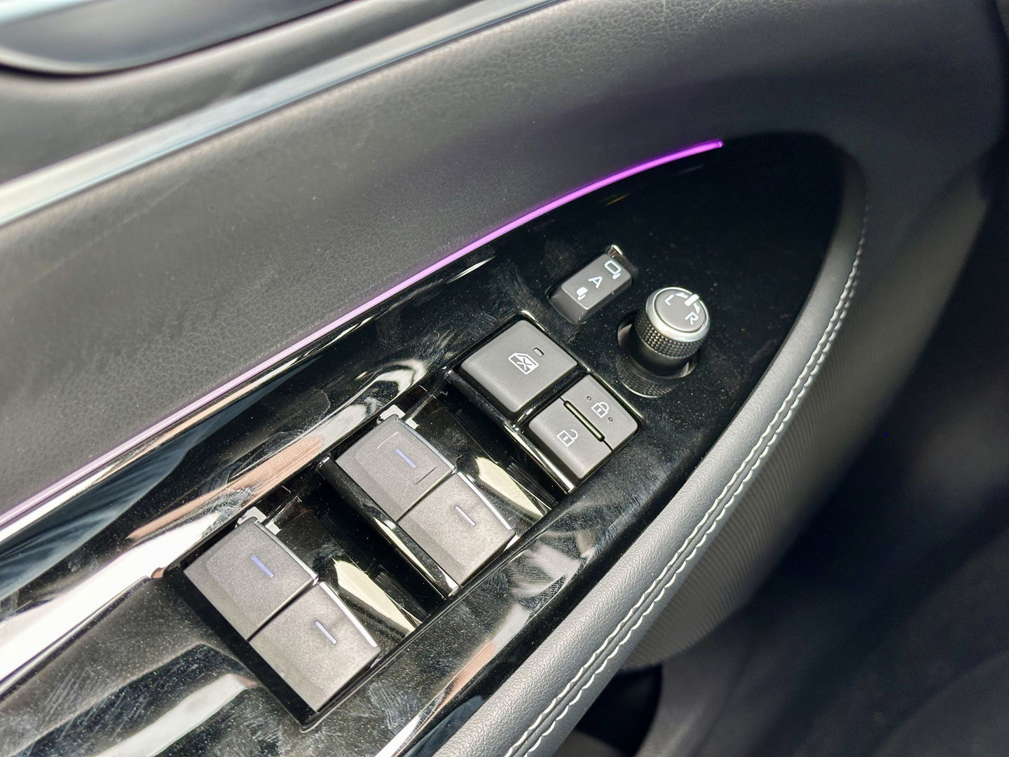 Toyota Mirai Prestige | 360° Camera | Cruise Control | Keyless Go/Entry | JBL | Stoelverwarming | Stoelventilatie | Dodehoek Detectie | Lane Assist | Apple Carplay / Android Auto |