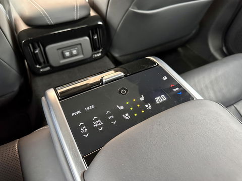 Toyota Mirai Prestige | 360° Camera | Cruise Control | Keyless Go/Entry | JBL | Stoelverwarming | Stoelventilatie | Dodehoek Detectie | Lane Assist | Apple Carplay / Android Auto |