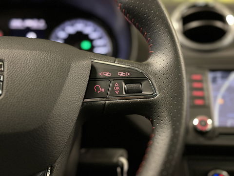 SEAT Ibiza 1.0 EcoTSI FR Connect | Automaat! | Parkeersensoren | Panoramadak | Achteruitrijcamera | Apple Carplay | Android Auto | Stoelverwarming