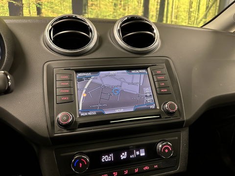 SEAT Ibiza 1.0 EcoTSI FR Connect | Automaat! | Parkeersensoren | Panoramadak | Achteruitrijcamera | Apple Carplay | Android Auto | Stoelverwarming