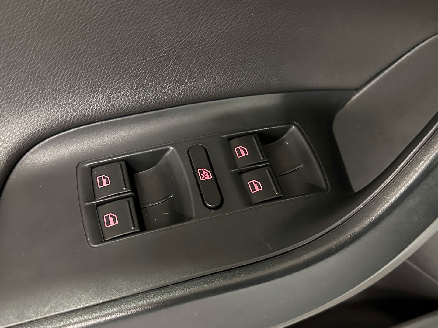 SEAT Ibiza 1.0 EcoTSI FR Connect | Automaat! | Parkeersensoren | Panoramadak | Achteruitrijcamera | Apple Carplay | Android Auto | Stoelverwarming