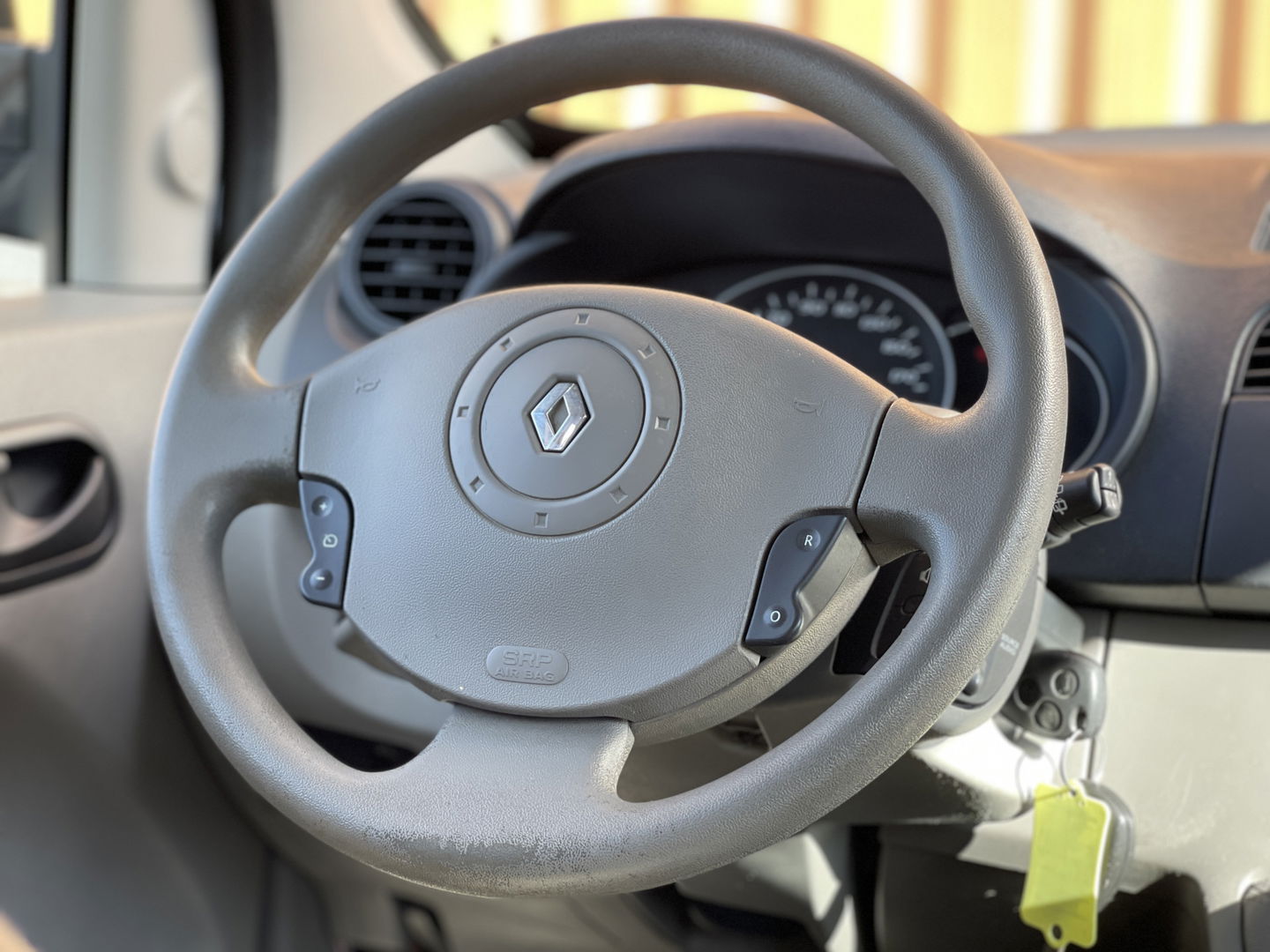 Renault Kangoo Family 1.5 dCi Expression | 2x Schuifdeuren | 5 Zitplaatsen | Airconditioning | Radio/Cd | Origineel Nederlands | Cruise Control | Trekhaak |