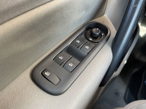 Renault Kangoo Family 1.5 dCi Expression | 2x Schuifdeuren | 5 Zitplaatsen | Airconditioning | Radio/Cd | Origineel Nederlands | Cruise Control | Trekhaak |