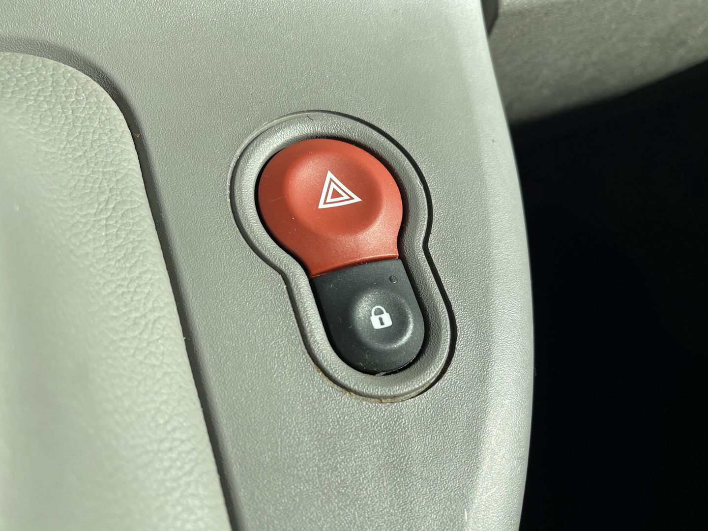 Renault Kangoo Family 1.5 dCi Expression | 2x Schuifdeuren | 5 Zitplaatsen | Airconditioning | Radio/Cd | Origineel Nederlands | Cruise Control | Trekhaak |