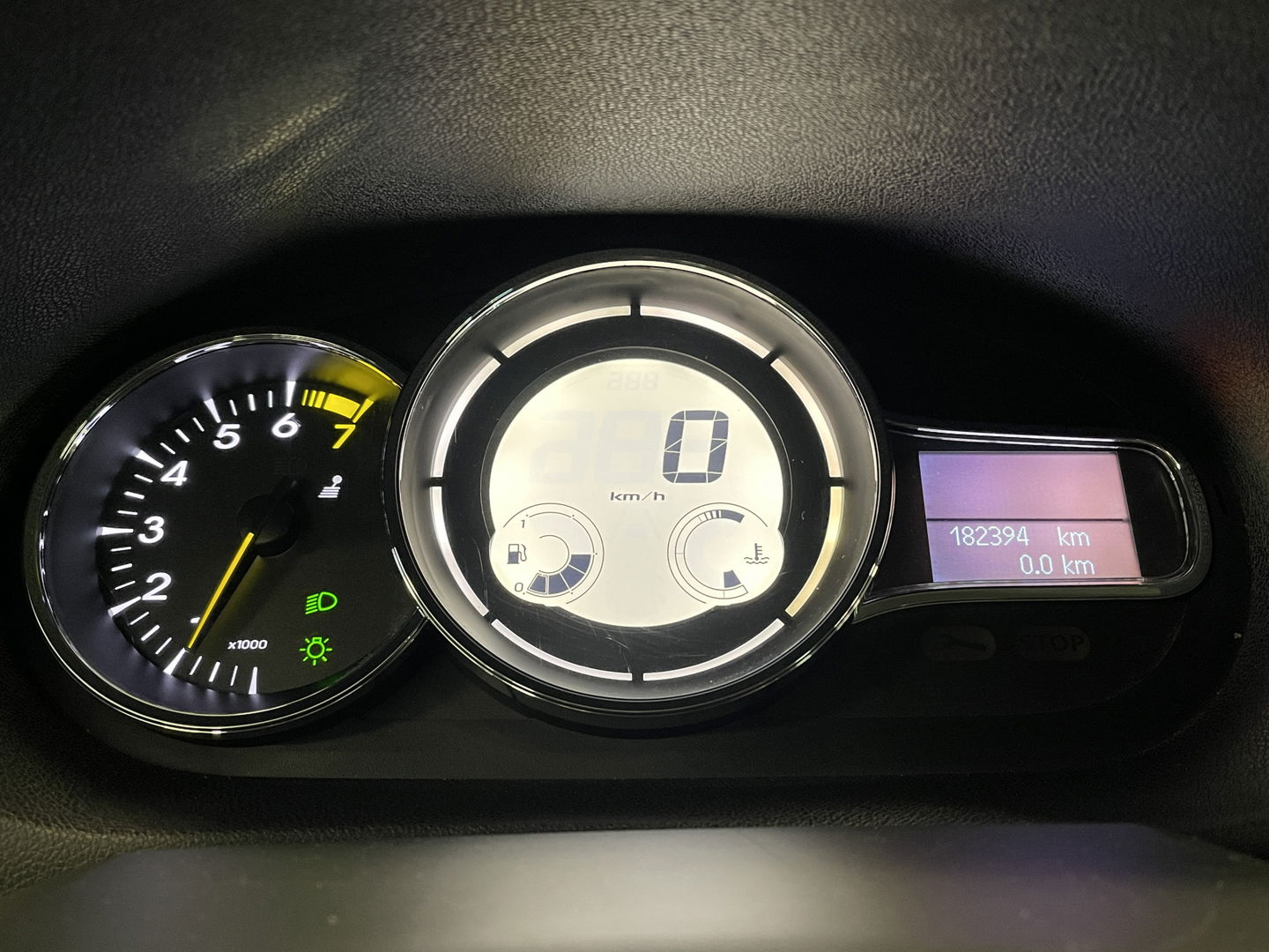 Renault Mégane 1.2 TCe Bose | Origineel Nederlands | Airconditioning | Lichtmetaal 17'' | Radio\Cd | Bose Audio | Bluetooth | Navigatie |