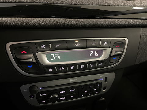 Renault Mégane 1.2 TCe Bose | Origineel Nederlands | Airconditioning | Lichtmetaal 17'' | Radio\Cd | Bose Audio | Bluetooth | Navigatie |