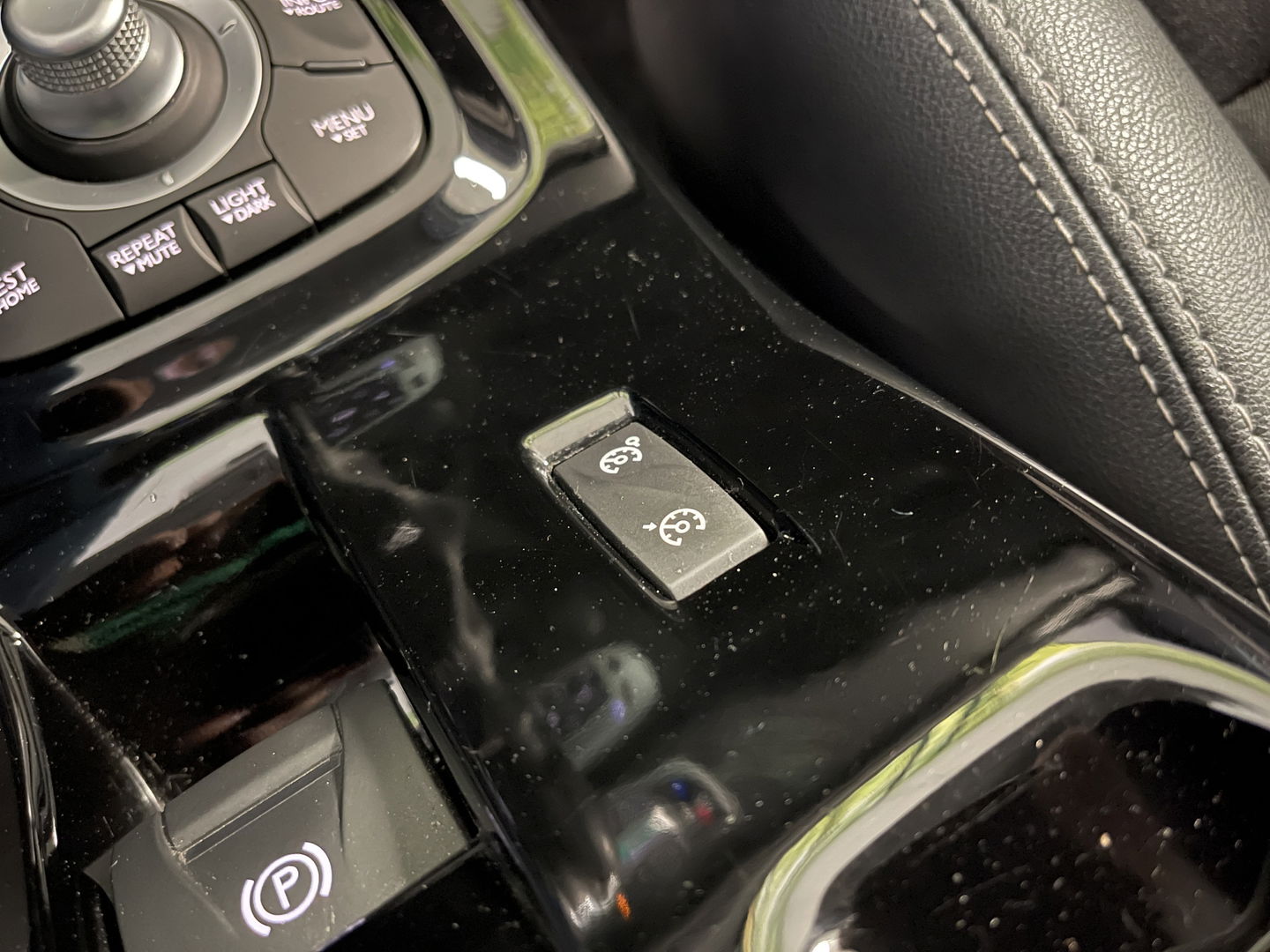 Renault Mégane 1.2 TCe Bose | Origineel Nederlands | Airconditioning | Lichtmetaal 17'' | Radio\Cd | Bose Audio | Bluetooth | Navigatie |